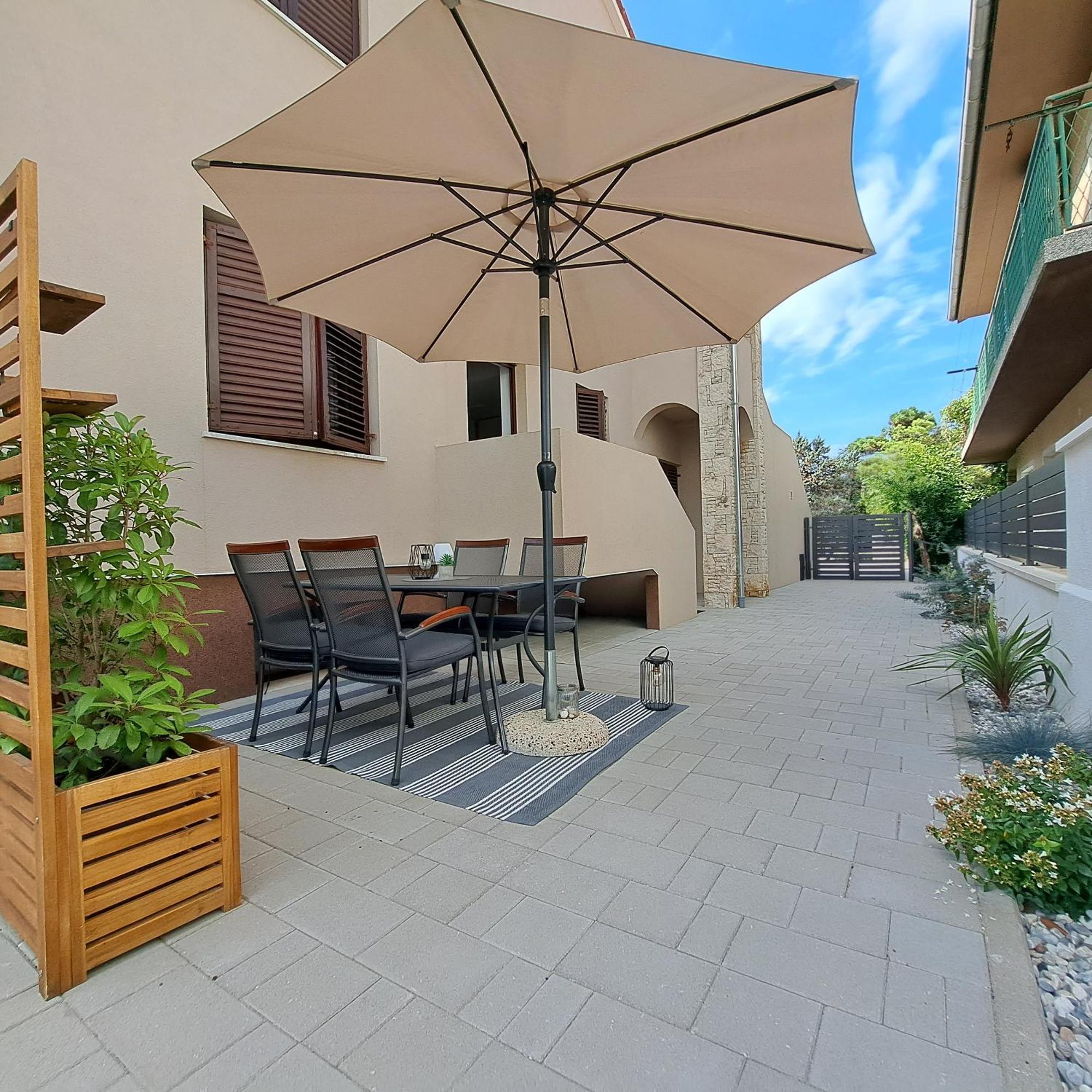 Apartments Antonio Medulin Bagian luar foto